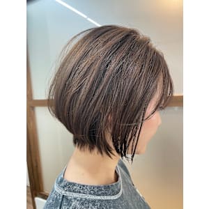 美髪矯正×ショートレイヤーボブ