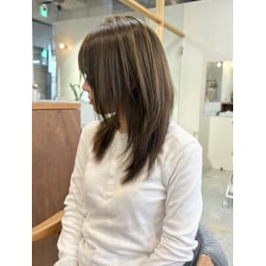 《花屋併設》オリーブベージュ/ハッシュカット