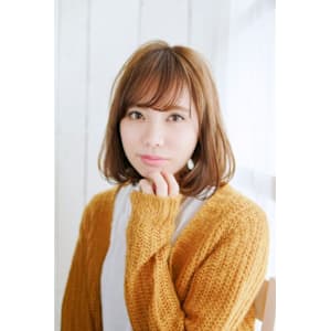 透けバングふんわりボブ