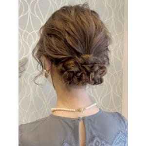 #シニヨン #お呼ばれヘア