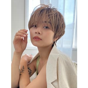 #切りっぱなしボブ #前下りボブ #顔周りレイヤー #小顔