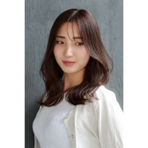 外ハネミディアムレイヤー - Cuon【クオン】掲載中