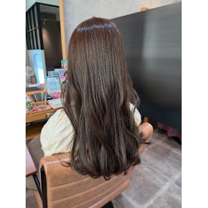 オリーブカラー