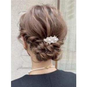 #シニヨン　#お呼ばれヘア