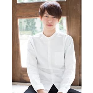 清潔感アップのストレートマッシュ