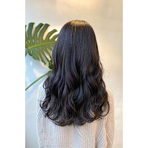 レイヤーカット+ラベンダーブルージュ