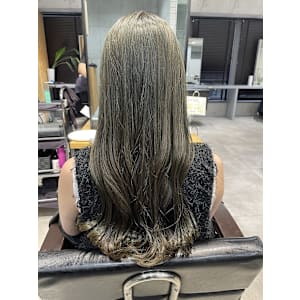 明るいオリーブカラー※オレンジ消し