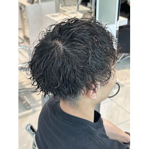 強めシャドーパーマ - NYNY 姫路本店【ニューヨークニューヨーク ヒメジホンテン】掲載中