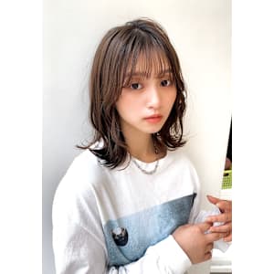 デジタルパーマカール外ハネ20代30代40代小顔くびレイヤー