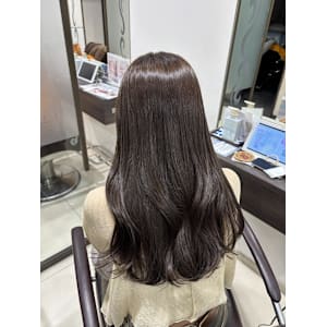 アッシュグレージュ