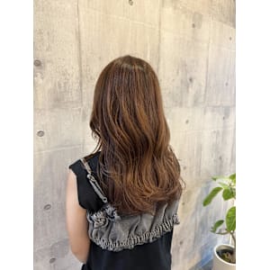 オレンジベージュ