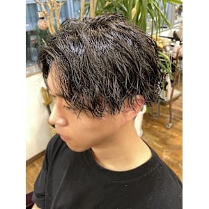 メンズスパイラルパーマ【飯田淳平】Re:ta Hair