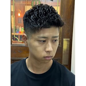 フェードアイロンパーマスタイル