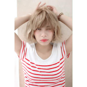 ハイトーン♪ブロンドショートボブ