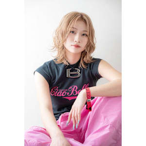 艶髪ハイトーン♪韓国風レイヤー×ウェーブ巻き