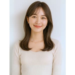 オリーブグレージュ 透明感カラー 韓国くびれヘア 前髪カット