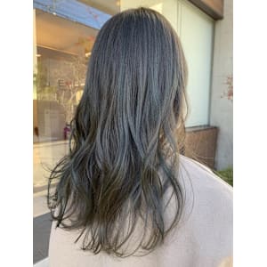 ◯赤みカバーに！透明感ブルーグレー◯