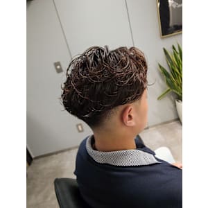 バーバーローフェードラルフカール/渋谷/代々木