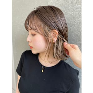 インナーカラーミルクティー/ボブ