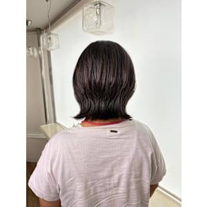 大人可愛い外ハネスタイル