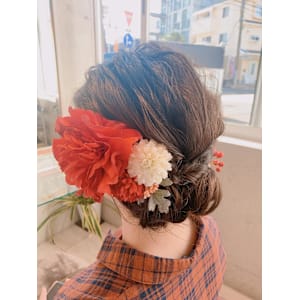 上品で華やかな和装アレンジ