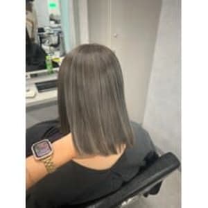 白髪ぼかしハイライト - newi 所沢【ネウィ トコロザワ】掲載中