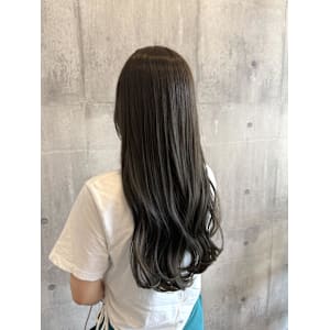 オリーブカラー