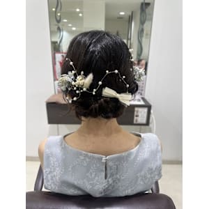 お呼ばれヘアー