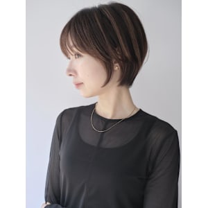 ショートボブ