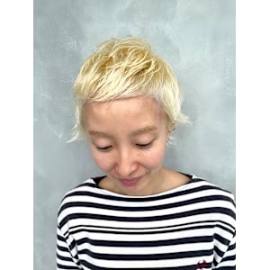 抜きっぱなしブリーチ/ショートウルフ/前髪ベイビーバング - Aco【アコ】掲載中