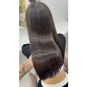 ストレート/くびれヘア/夏のヘアアレンジ/ハイライトカラー