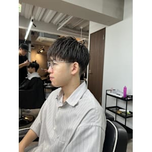 神田脩弥/束感マッシュ/刈り上げマッシュ／大宮