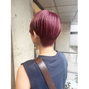 ショート　ピンク　