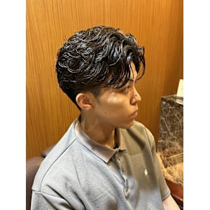 銀座　理容室　ナチュラルセンターパート - ヘアーモードキクチ 銀座店【ヘアーモードキクチ】掲載中