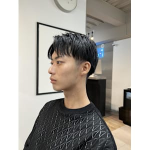 神田脩弥/センターパート/刈り上げ/大宮