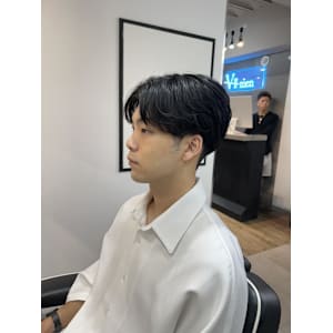 神田脩弥/センターパート/毛流れ/刈り上げ/大宮