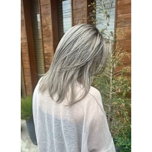 ホワイトブロンド