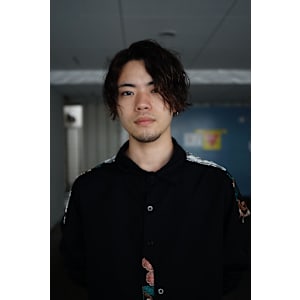 ツイストスパイラルパーマ／メンズパーマ - Muse by KENJE【ミューズバイケンジ】掲載中