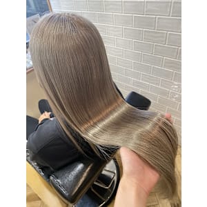 超極小！ケアブリーチ - Alushe harajuku 【原宿】【アルーシェ ハラジュク】掲載中