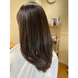 utta hair...×スタイル