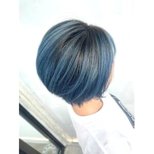 丸みショート/バレイヤージュ/ブルー/青