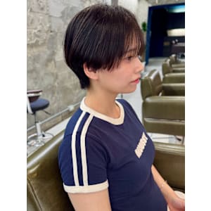 小顔マッシュショート