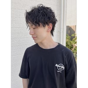 センターパートウルフ　ツイストスパイラル