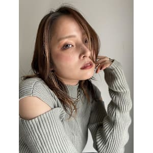 ミディアムヘア