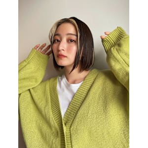 フェイスフレーミングボブ