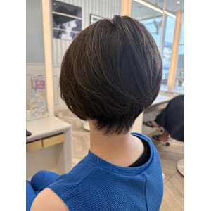 くびれショートヘア