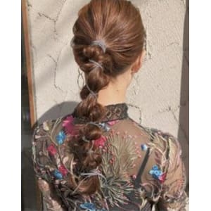 #皮ひもヘアアレンジ　#多毛ヘアアレンジ