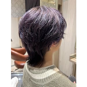 トレンドカラー×ウルフカットスパイキー清潔感ナチュラル