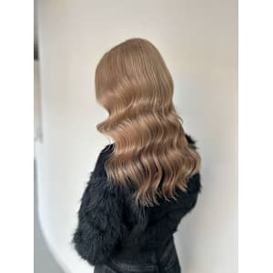 RELACE四日市 個室型サロン【リレイス】×スタイル