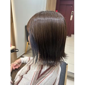 イヤリングカラー